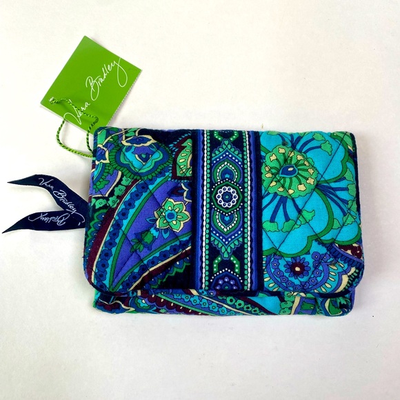 Vera Bradley Taxi Wallet - Picture 1 of 4